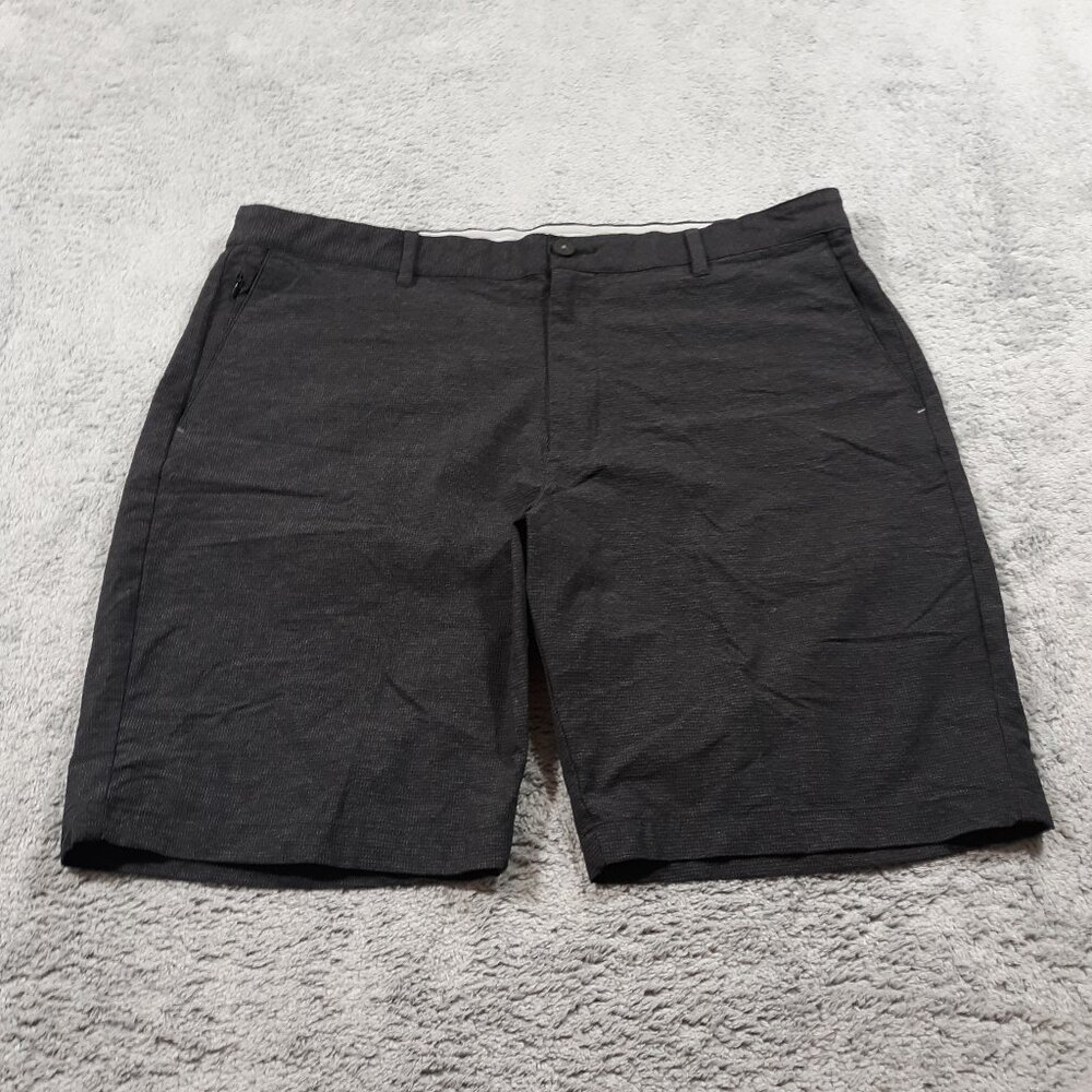 Tommy Bahama Chino Shorts Mens Size 40 x 9.5 Black Nylon Blend Flat Front Casual